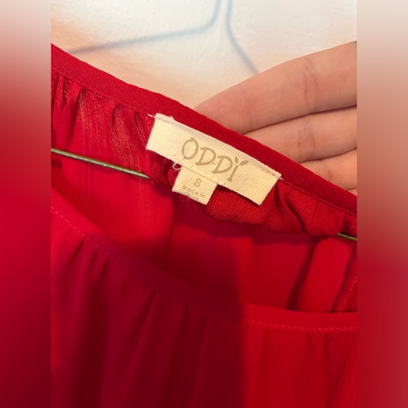 Red Blouse - Picture 4 of 5